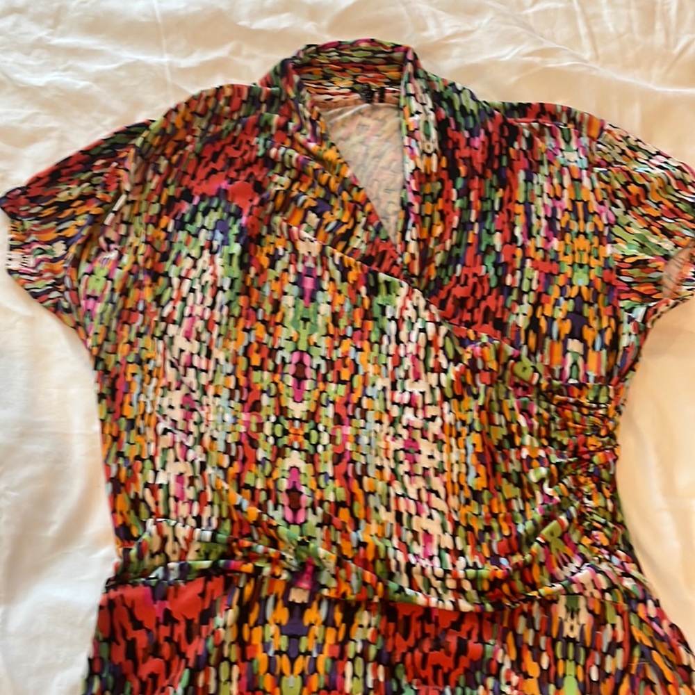 Amelia James Wrap midi dress. Colorful and fun, size L.